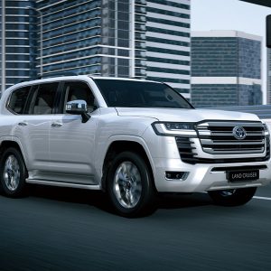 Rent Land Cruiser in Dubai Abu Dhabi Sharjah UAE Best Cheap Rate Price Charges Weekly Monthly Daily Book