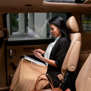 Rent Car with Driver in Dubai Abu Dhabi Sharjah UAE