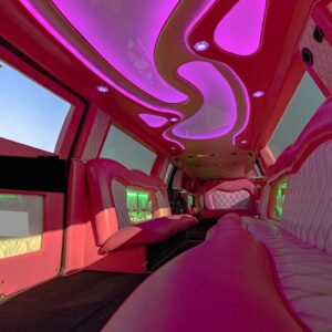 Limousine Rental in UAE - luxurycar4rent.ae